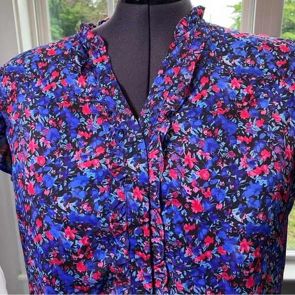JASAMBAC Women plus size 2X Floral ruffle flutter sleeve button up Blue Blouse - Picture 4 of 8